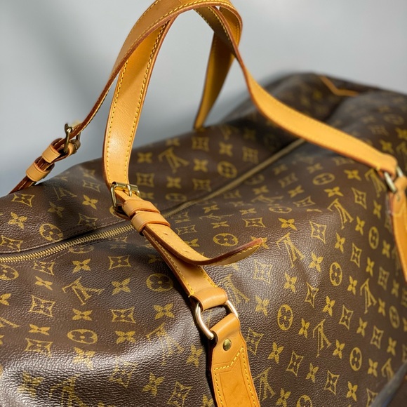 Louis Vuitton Monogram Travel Duffle Crossbody Bag XLarge 💯% AUTHENTIC - Picture 12 of 16